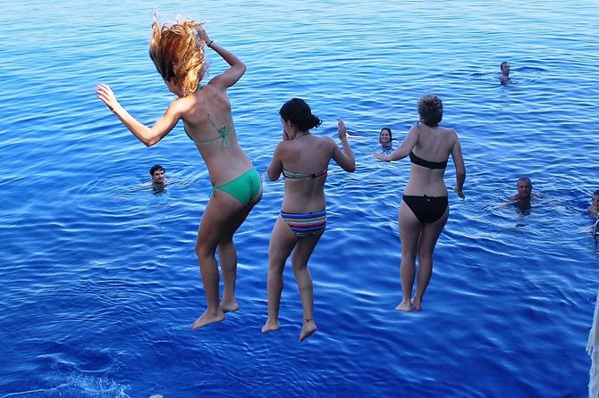 12 Island Boat Trip from Fethiye - Group size and the vibe on a shared cruise