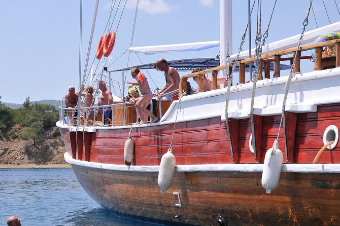 12 Island Boat Trip from Fethiye - Service, staff, and the importance of setting expectations
