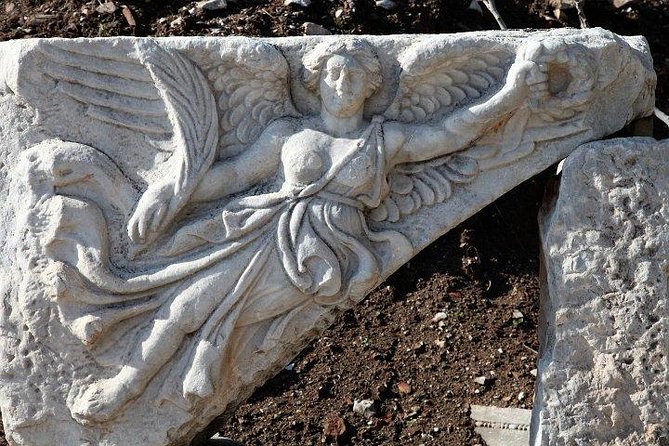 2 Day Ephesus and Pamukkale Tour From Istanbul - İsa Bey Mosque and Şirince: architecture plus an Aegean palate cleanser