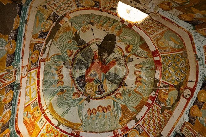2 Days South (Green tour) and North (Red tour) Cappadocia + Lunch - Day 1: Red-Style North Sights From Uçhisar to Zelve