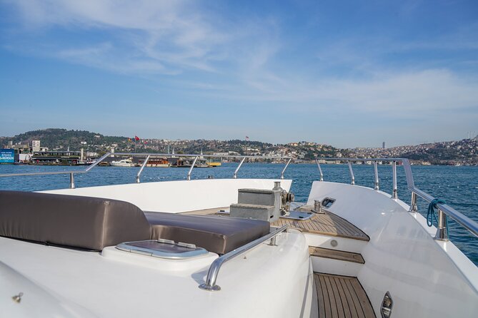 2 Hours Luxury Private Yacht Cruise on the Bosphorus - A 2-hour private yacht ride on a 30 km strait