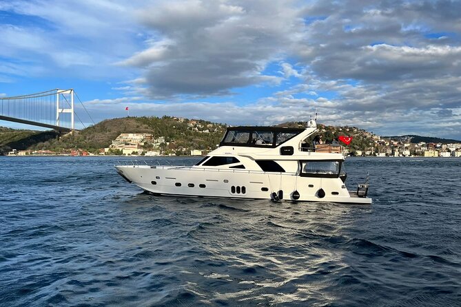 2 Hours Luxury Private Yacht Cruise on the Bosphorus - Rumeli Hisarı to Anadolu Hisarı: the narrow-channel vibe