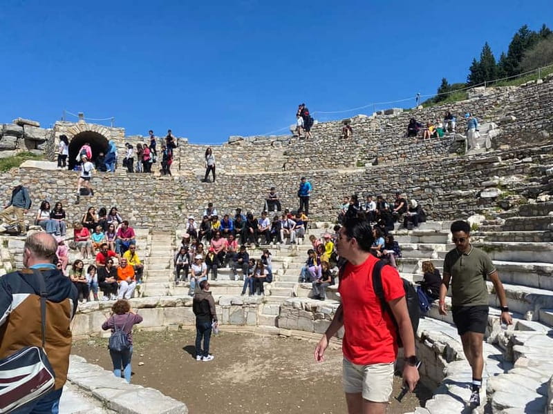 3-hour Ephesus and Terrace Houses Tour Kusadasi Cruiser Only - Terrace Houses: luxury mosaics, frescoes, and the 200-plus steps reality