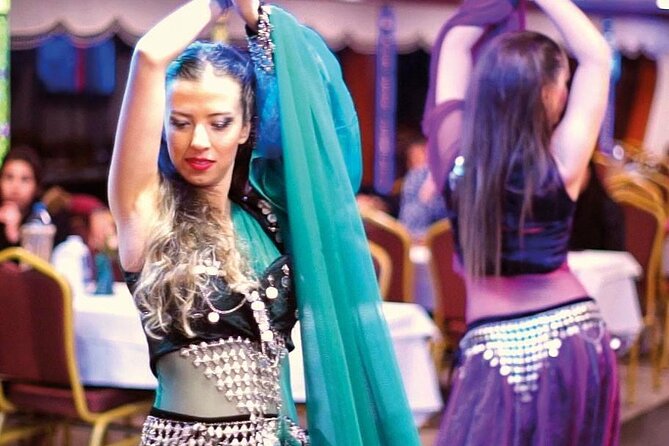 3 Hour Ottoman Dinner Cruise in Istanbul - Seats, Photos, and That Photo-Shoot Add-On You Should Decline Easily