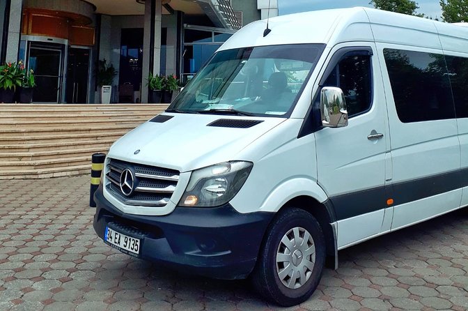 Airport transfer Istanbul - Vehicle Comfort That Helps After Long Flights