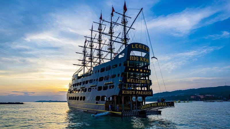Alanya: All Inclusive Luxury Boat Trip & Free Time in Alanya - Lunch on the Boat and the Drinks Plan That Changes by Day