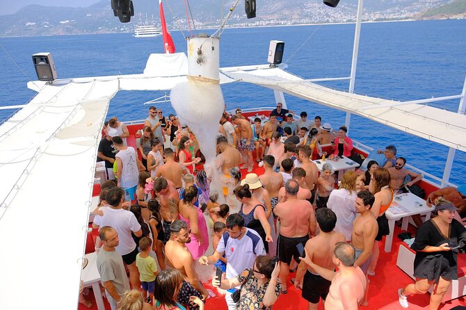 Alanya Boat Trip w/Unlimited Drinks & Lunch (Free Hotel Transfer) - The Old Shipyard and Cave Stories: Pirates, Lovers, and Phosphorus