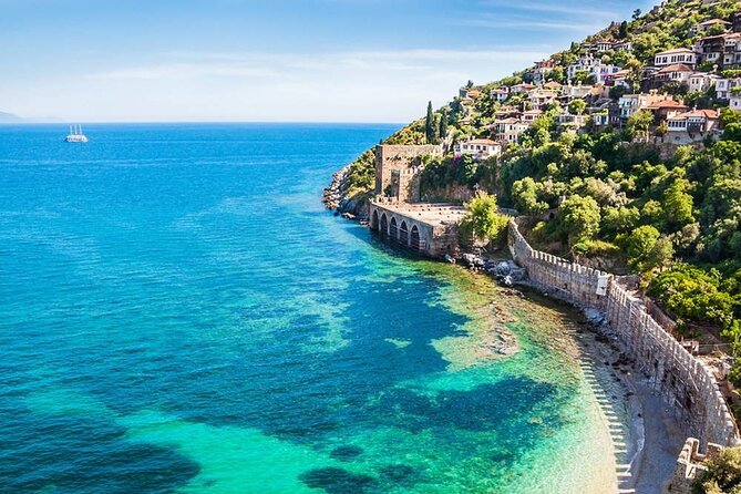 Alanya Catamaran Boat Tour with Lunch, Soft Drinks & Transfer - Why This Alanya Catamaran Feels Like the Right Half-Day Plan