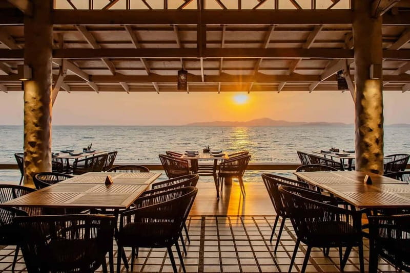 Alanya City Highlights & Sunset Beach BBQ Party - Alanya harbor, Red Tower, and old shipyard: quick city highlights