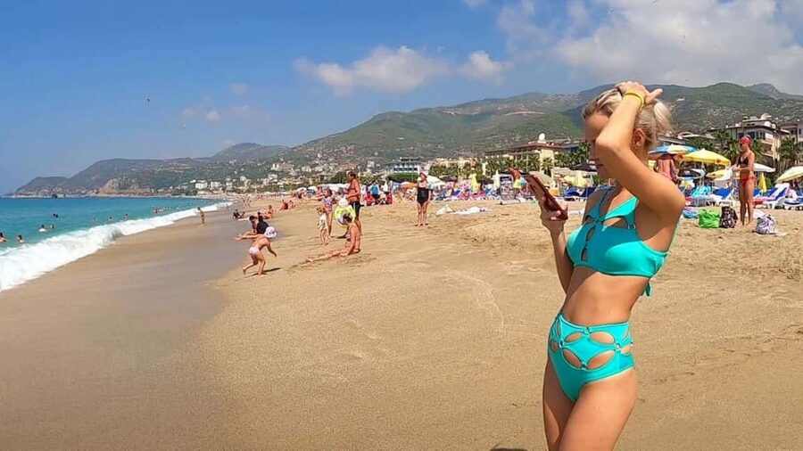 Alanya City Tour: Day/Night, Cable Car & Cleopatra Beach - Audio guide and live guide: how explanations land when you are moving
