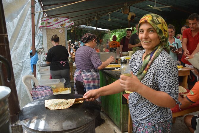 Alanya Jeep Safari - Stop 3 and 4: Obaçayı Sokak swim break and lunch break