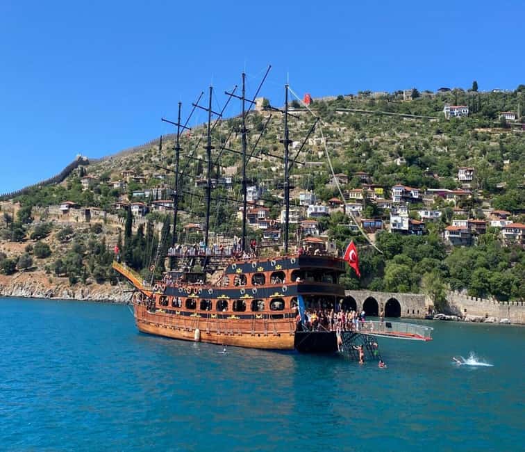 Alanya: Luxury Pirate Boat with Lunch & Unlimited Drinks - Pirate-ship luxury in Alanya, and what it actually feels like