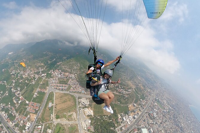 Alanya Paragliding With Experienced Pilot's - Your coastal route: Cleopatra Plajı to the shipyard