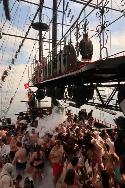 Alanya: Pirate Boat Party with Foam, Disco, Lunch & Drinks - Boğaz Cave, Lovers’ Cave, and Maiden’s Cave: what you really get