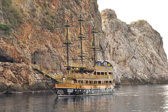 Alanya Pirate Boat Trip With Unlimited Drinks & Lunch - The Alanya Coastline: Swim Stops, Coves, and How Much Time You Get