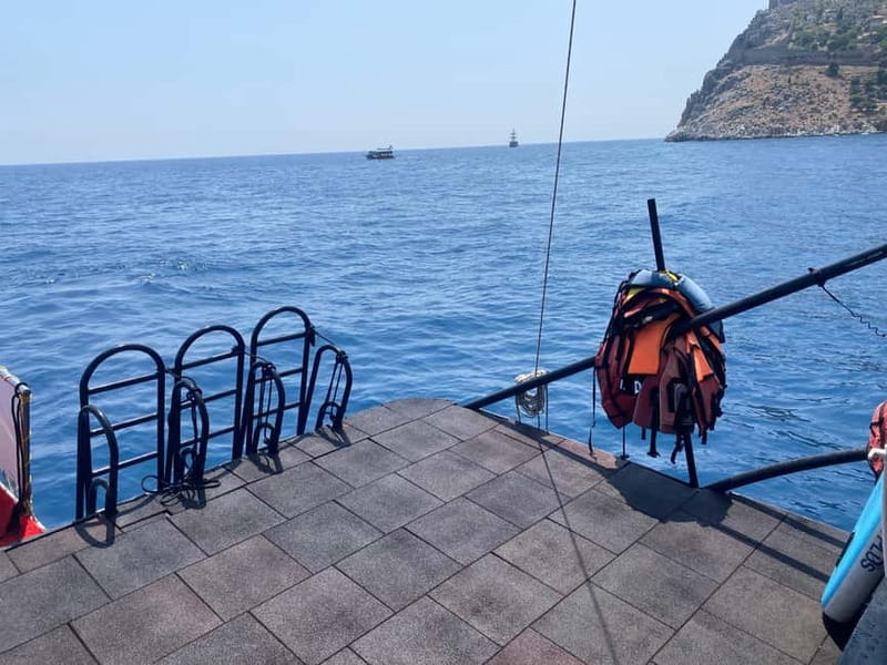 Alanya: Pirate Boat with Pickup, Lunch, & Unlimited Drinks - Cleopatra Beach from the boat, then on to Ulas Beach