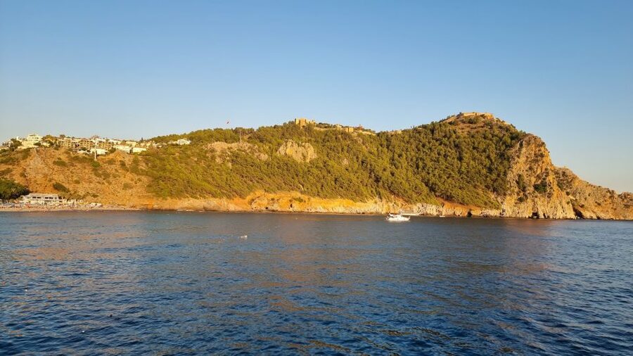 Alanya: Relax Boat Trip With Lunch & Swimming - Snorkeling: bring your own gear if you want real underwater time