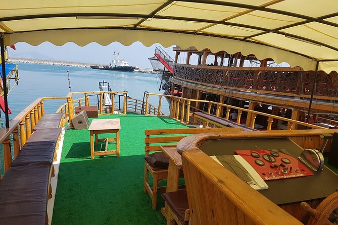Alanya Relaxing Boat Tour with Lunch, Soft Drinks & Transfer - Lunch on Board: From Grilled Chicken or Meatballs to Pasta, Rice, and Salad
