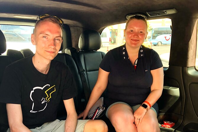 Antalya Airport to Side ,Lara, Belek Hotels Private Transfer - What’s on board: Wi-Fi, bottled water, and staying comfortable