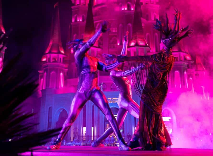 Antalya/Alanya/Side: Land of Legends Night Show & Shopping - Boat parade and synchronized fountain moments, plus day-of-week surprises