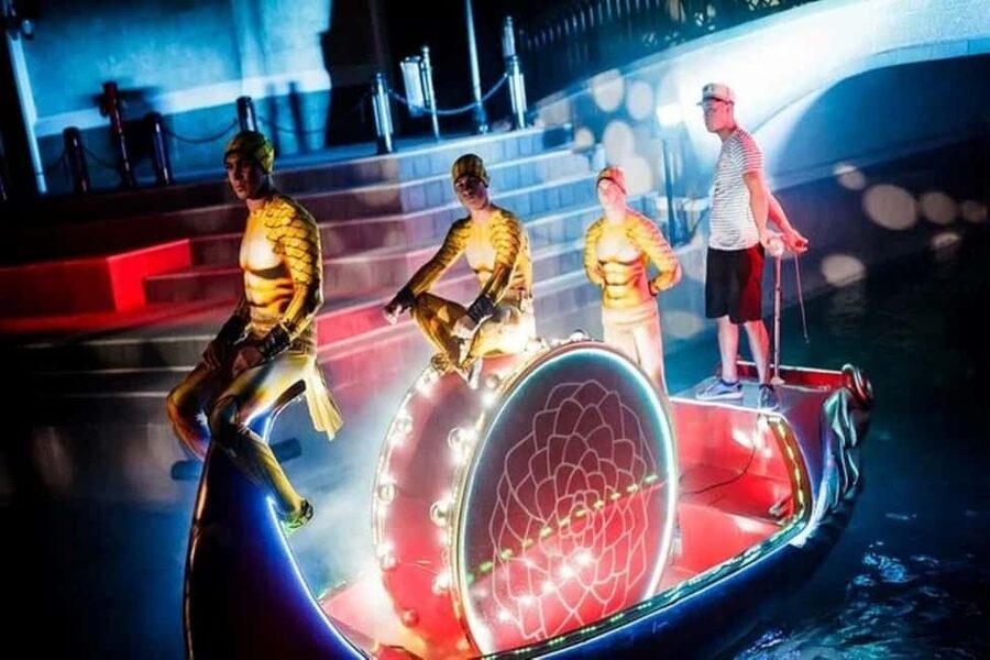 Antalya/Alanya/Side: Land of Legends Night Show & Shopping - Who should book this Land of Legends night show transfer