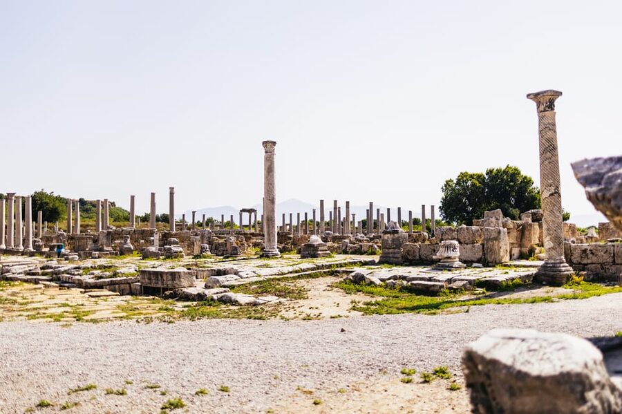 Antalya: Ancient Perge, Aspendos Theater & City of Side Tour - Side: an ancient port city with the Temple of Apollo at the sea