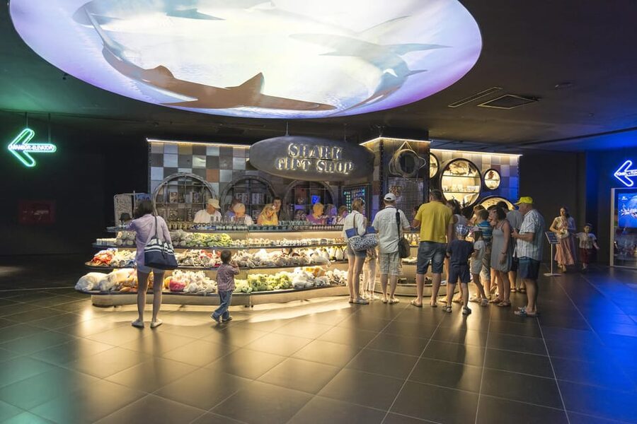 Antalya: Aquarium and Wax Museum Entry Ticket - Should you book the Antalya Aquarium and Wax Museum ticket?