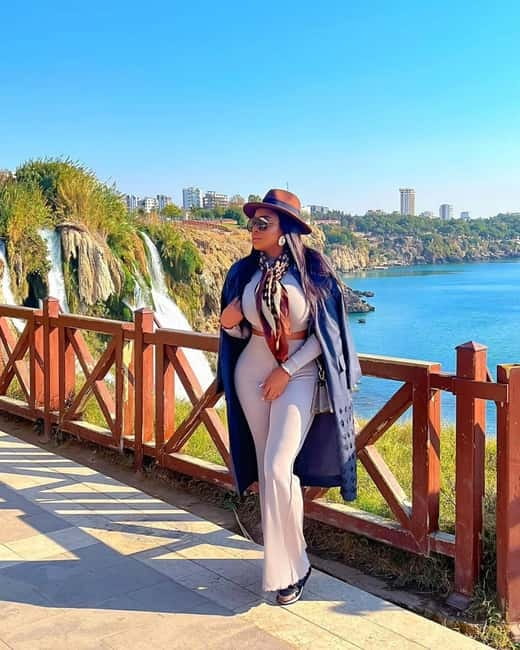 Antalya City Tour: Waterfalls, Boat, Old City & Bazaar - Shopping stops you might not expect, and how to handle them