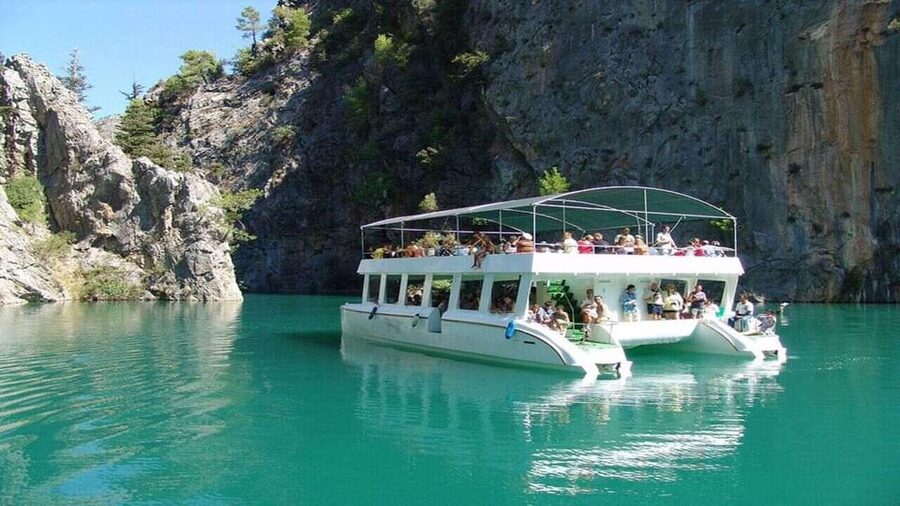 Antalya: Green Canyon Boat Trip with Lunch & Soft Drinks - Manavgat textile outlet stop: shopping bonus or just a stretch of time