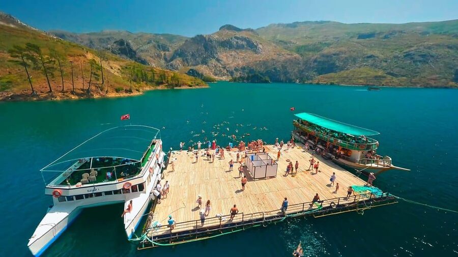 Antalya: Green Canyon Boat Trip with Lunch & Soft Drinks - Soft drinks, boat comfort, and photo options