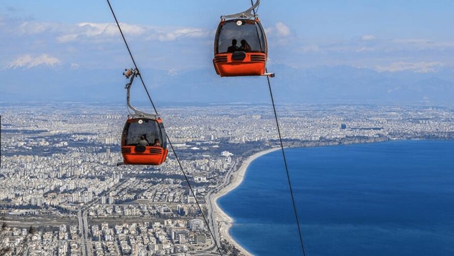 Antalya: Guided Old Town Tour with Boat Trip and Lunch - Cable car to 2,365 meters: the best payoff for the long day