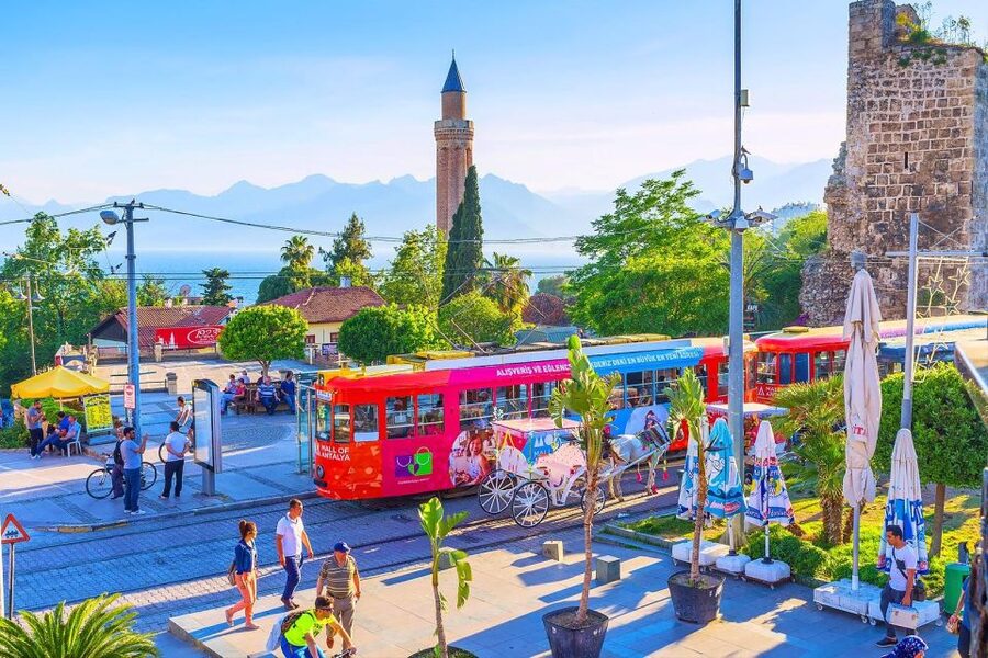 Antalya: Guided Old Town Tour with Boat Trip and Lunch - Guide-led storytelling: when Ahmet, Ahmed, Tolga, and Ertan set the tone