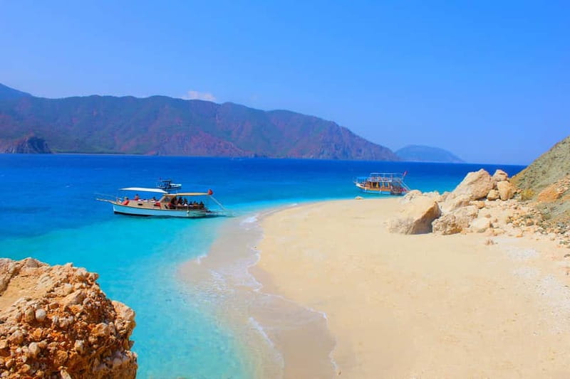 Antalya/Kemer: Suluada & Adrasan Boat Trip with Lunch - Hacivat Karagoz Bay, Pirates Bay, and the old settlement vibe