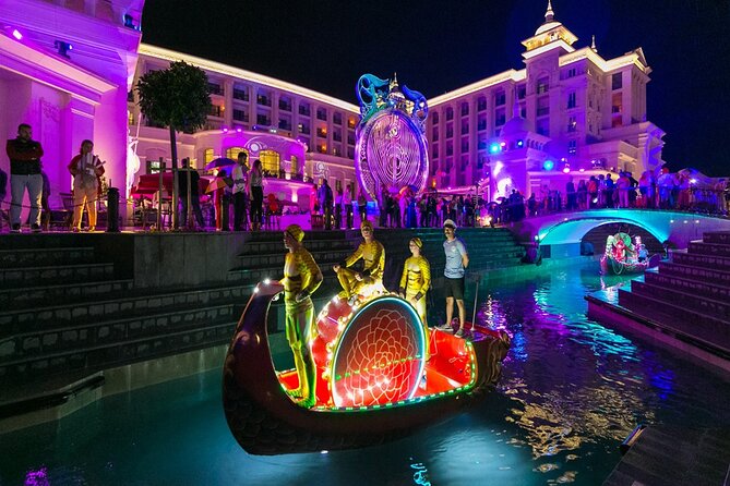 Antalya Land of Legends Night Show With Boat Parade - Shopping and photos: use the free time on purpose