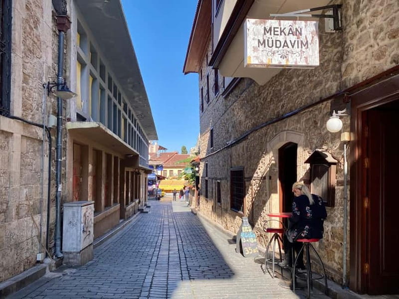 Antalya: Old City Tour w/Boat Trip, Cable Car & Waterfalls - Lunch in a local restaurant: why this tour scores