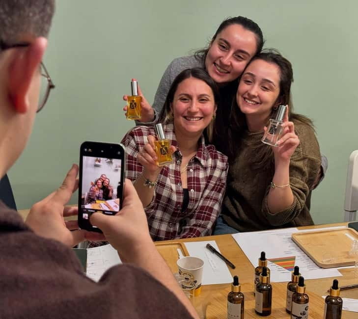 Antalya Old Town: Perfume Workshop Antalya with 100+Essences - Tips to get the best fragrance on your first try