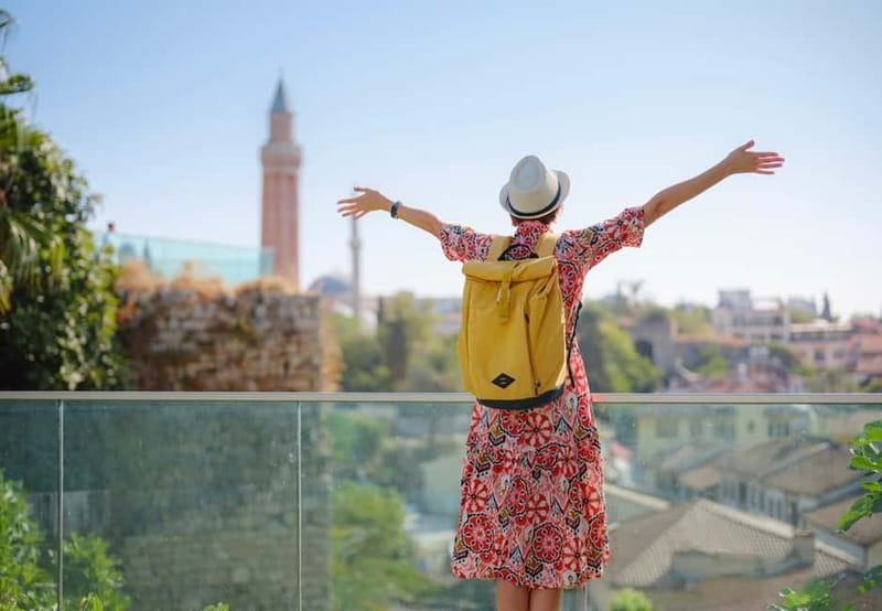 Antalya: Old Town Walking Tour with Turkish Tea and Baklava - Tea and Baklava: The End-Stop That Feels Like a Local Ritual