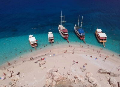 Suluada Island Boat Trip with Lunch & Hotel Pickup