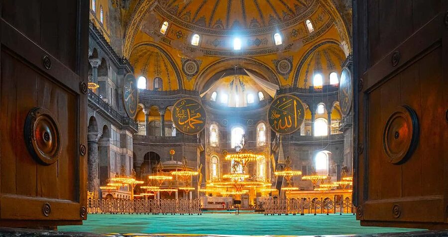 Basilica Cistern, Hagia Sophia, Blue Mosque Tickets & Audios - Realistic Timing: Go When the Sites Feel Like They Have Space