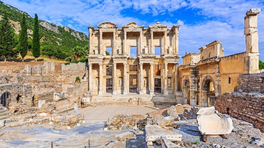 Best of Izmir: Private Walking Tour with a Local - Why a Local-Led Walk Beats Standard Izmir Sightseeing