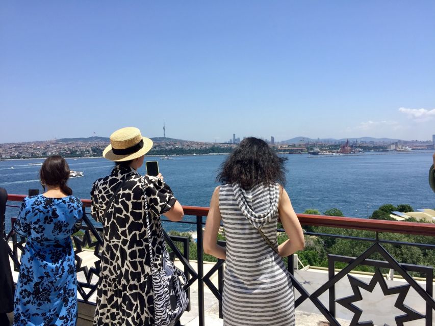 Blue Mosque, Topkapı Palace and Harem Guided Tour - The short Hagia Sophia photo stop: context without the time drain