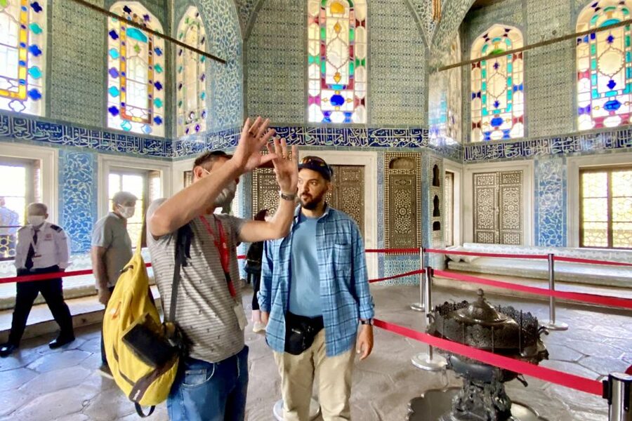 Blue Mosque, Topkapı Palace and Harem Guided Tour - Topkapi Palace: Ottoman power in a timed, guided route