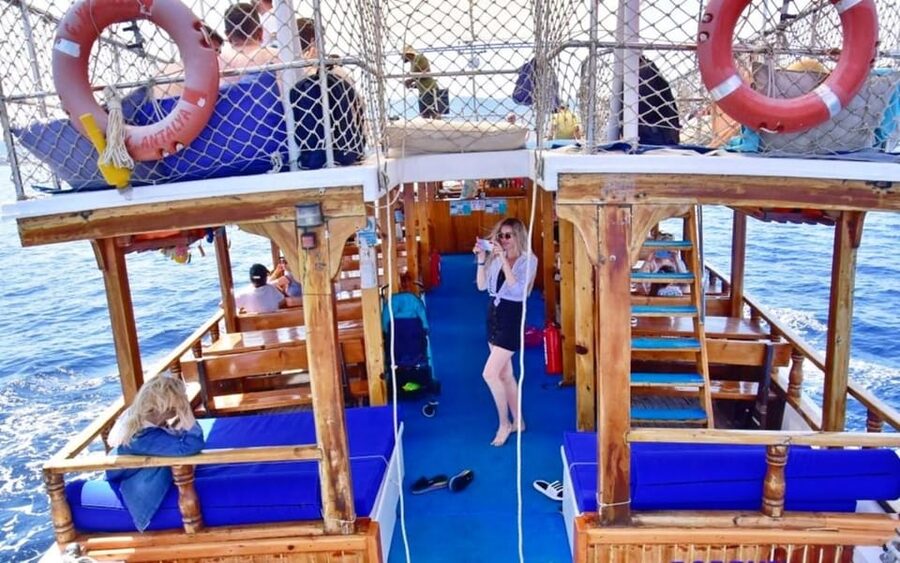 Bodrum Boat Tour with Lunch: Beaches and Islands - Should you book the Bodrum boat tour with lunch?