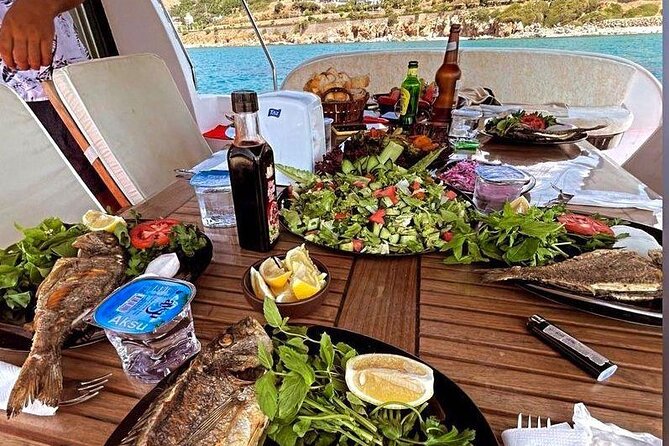 Bodrum Private Motor-Yacht Sunset Tour With Dinner For 3 Hour - Stop 1: Akvaryum Koyu Swim Break (and Why It’s Special)