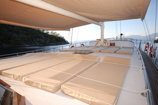Bodrum Vip Private Gulet Tour - Food on Board: Lunch, Snacks, Coffee, and Included Drinks