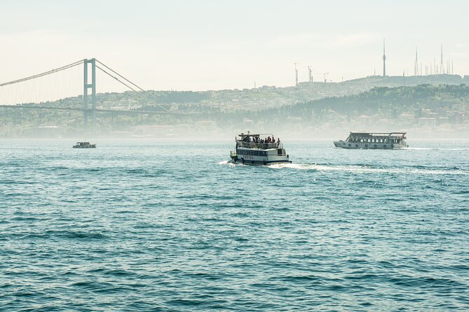 Born on the Bosphorus: Exploring Three Distinct Waterside Neighborhoods - Beth Yaakov Synagogue: tradition, short visit, real context