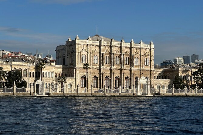 Bosphorus Boat Tour 3 Hour with Asian Side Stop in Istanbul - Dolmabahçe: Mosque and Palace, Both in One Water View