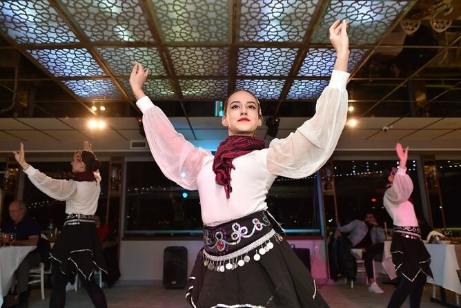 Bosphorus Cruise Tour with Turkish Show - Group Size, Language, and Pace of the Evening