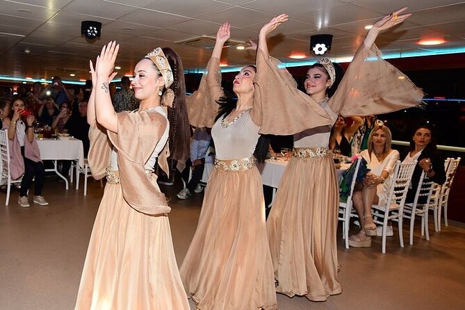 Bosphorus Dinner Cruise from Istanbul with Transfer and Shows - Should You Book It?