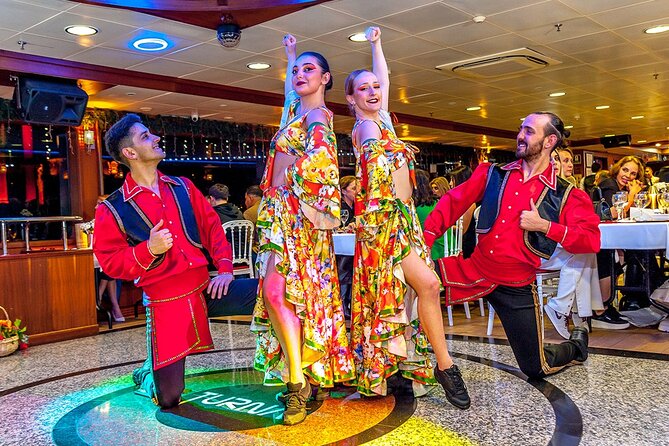Bosphorus Dinner Cruise & Show with Private Table - Key highlights at a glance